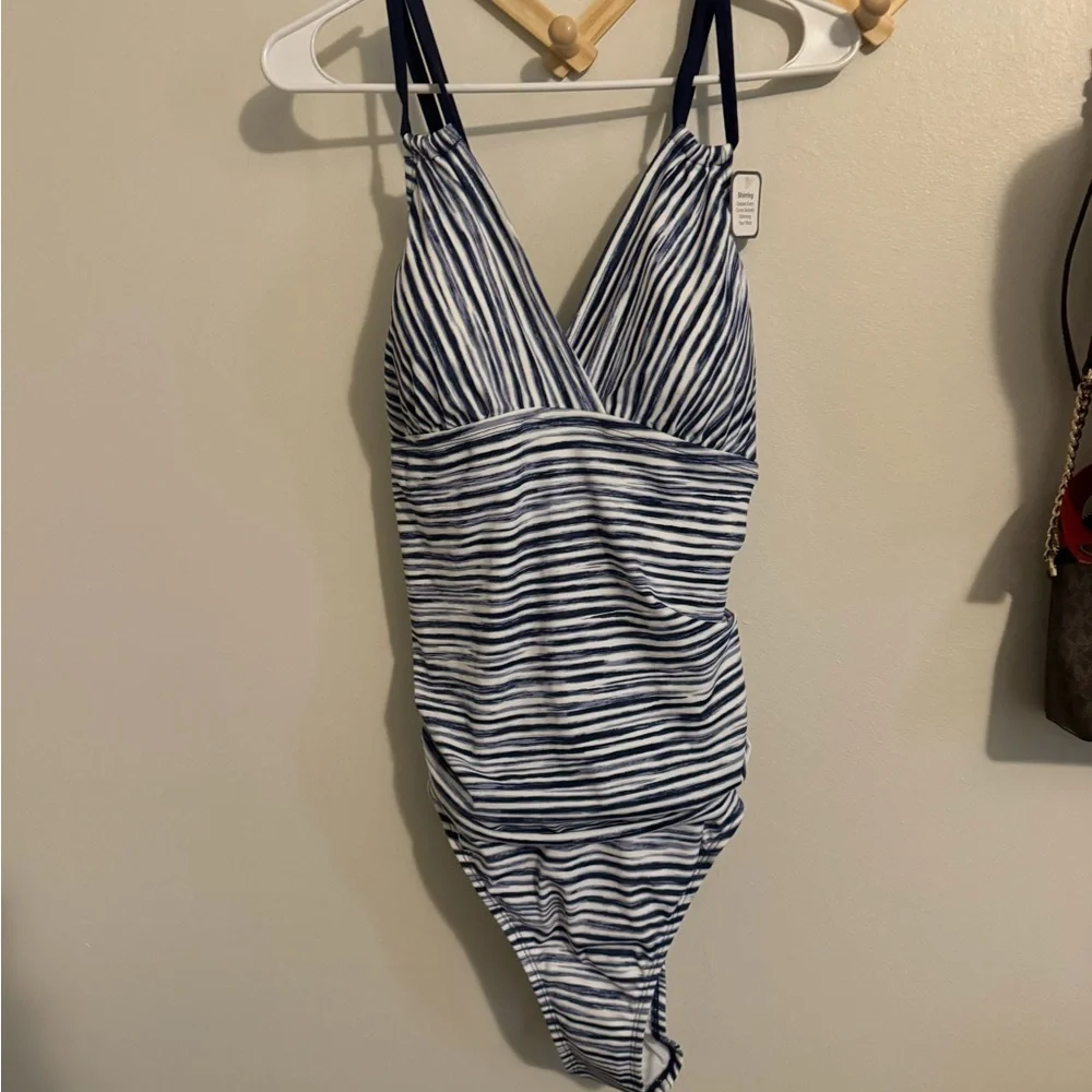 2 for $20 💋 NWT blue & white striped one piece - Picture 3 of 5